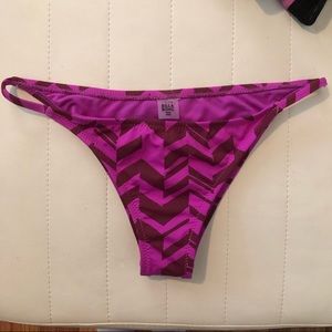 Skimpy Billabong bottoms